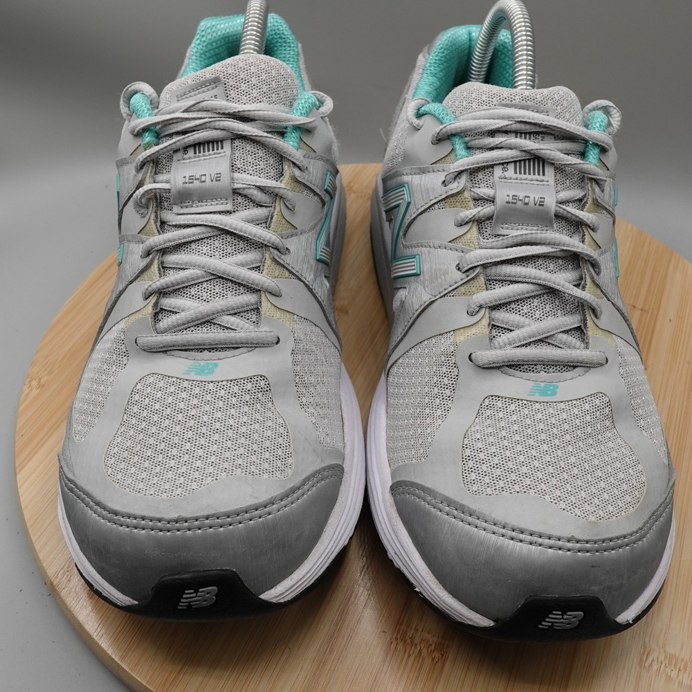 New Balance Shoes Womens 10.5 Grey 1540v2 Running Athletic Sneaker Flaws - Picture 2 of 11